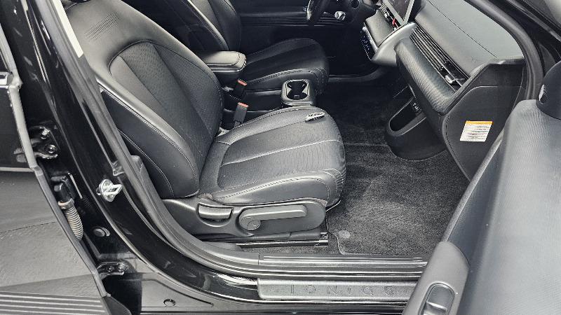 car Hyundai IONIQ 5 id329027 photo #26