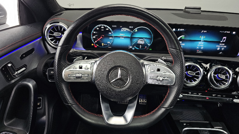 car Mercedes CLA id329193 photo #13