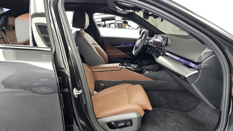 car BMW 5 Series id329269 photo #11