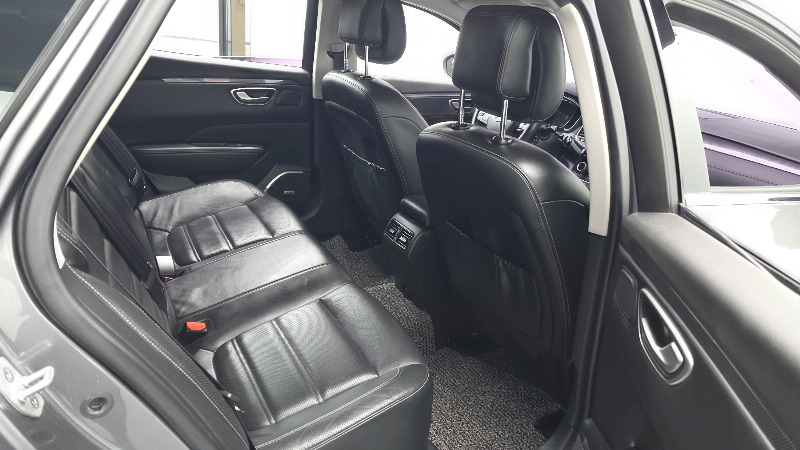 car Renault Samsung SM6 id329302 photo #12