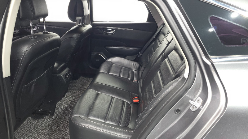 car Renault Samsung SM6 id329302 photo #26