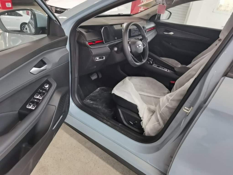 car Geely Coolray id329537 photo #16