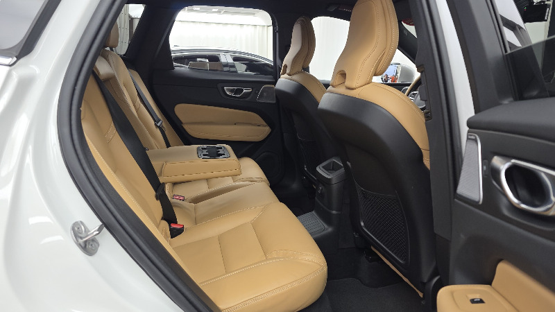 car Volvo XC60 id329547 photo #12