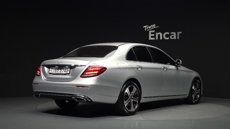 car Mercedes E-Class id329557 photo #2