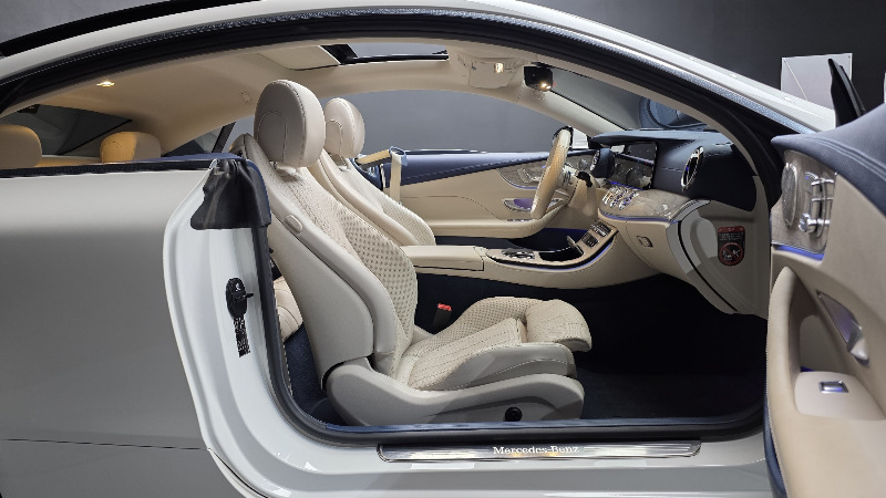 car Mercedes E-Class id329595 photo #26