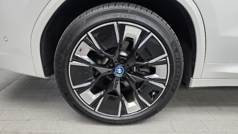 car BMW iX3 id329759 photo #5