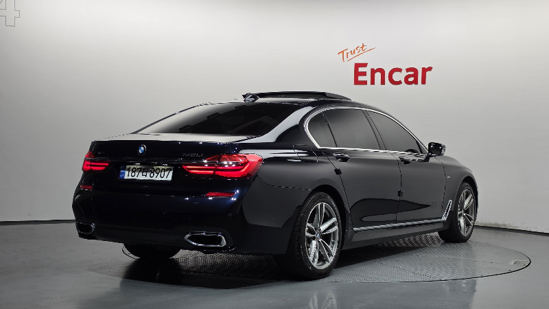 car BMW 7 Series id330125 photo #2
