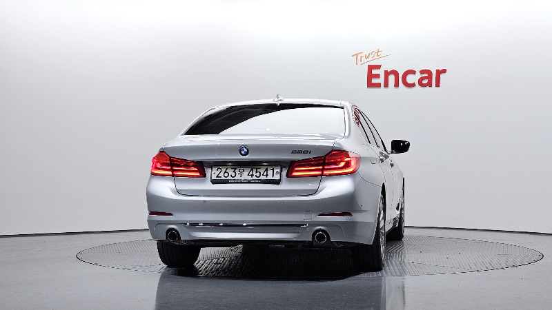 car BMW 5 Series id330128 photo #4