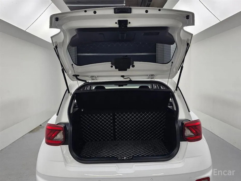 car Hyundai Venue id330406 photo #19