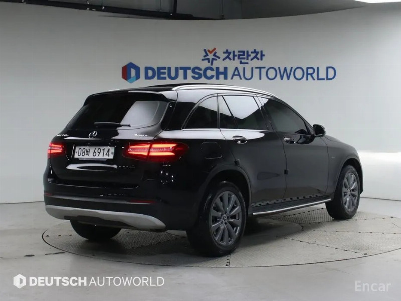 car Mercedes GLC id330707 photo #2
