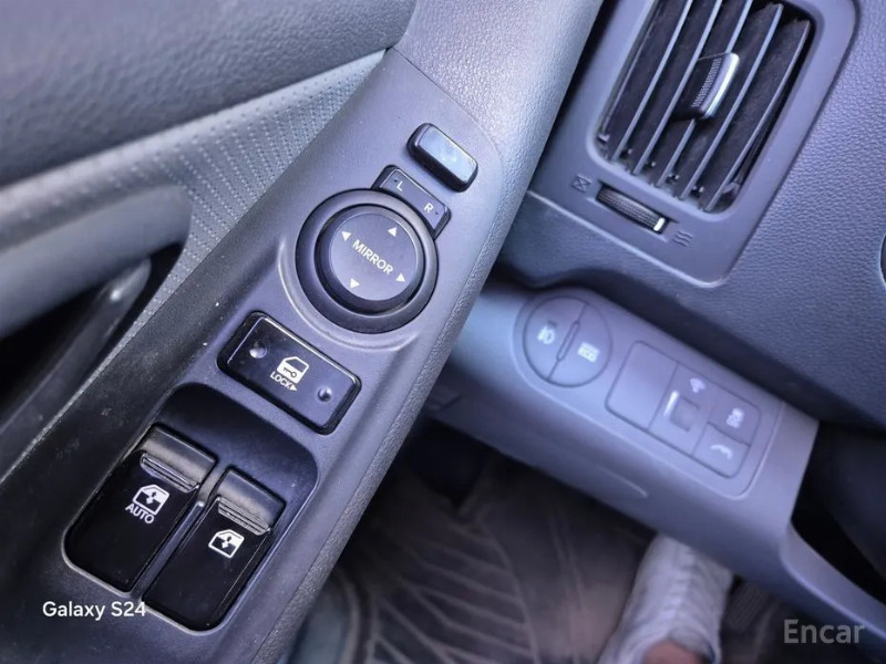 car Hyundai Grand Starex id330787 photo #7