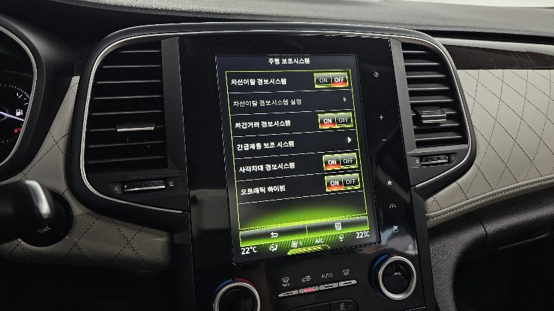 car Renault Samsung SM6 id330794 photo #16