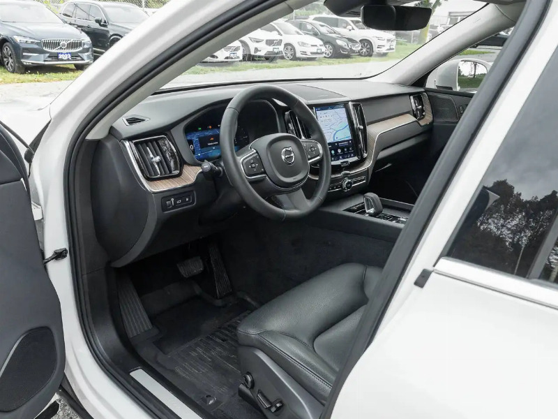 car Volvo XC60 id331041 photo #8