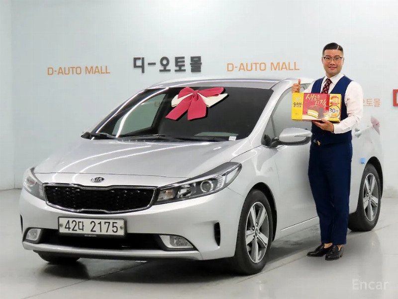 car KIA K3 id331105 main photo