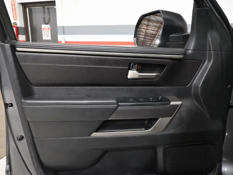 car Toyota Tundra id331120 photo #11
