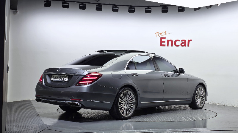 car Mercedes S-Class id331148 photo #2