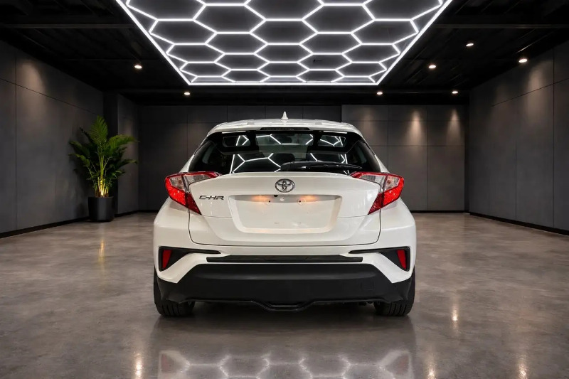 car Toyota C-HR id331288 photo #4
