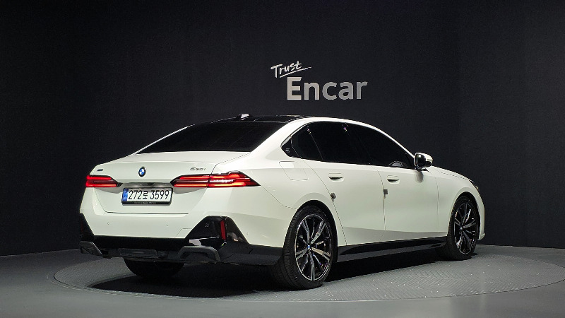 car BMW 5 Series id331317 photo #2