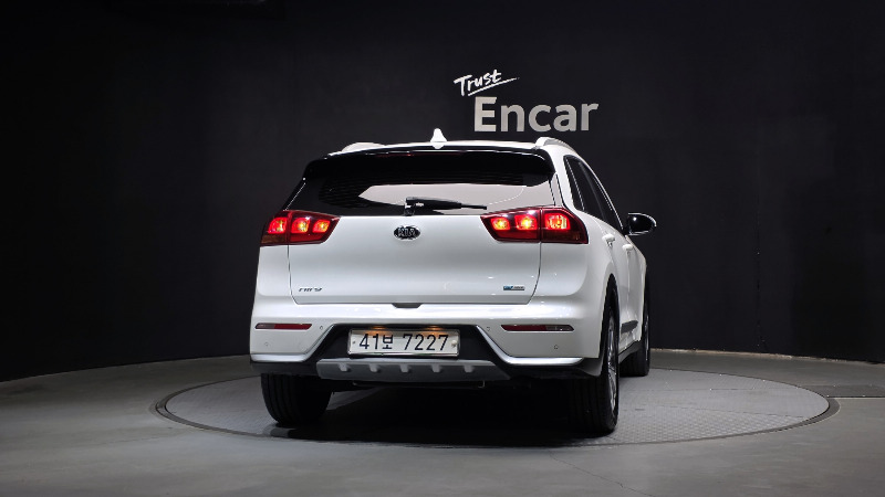 car KIA Niro id331532 photo #4