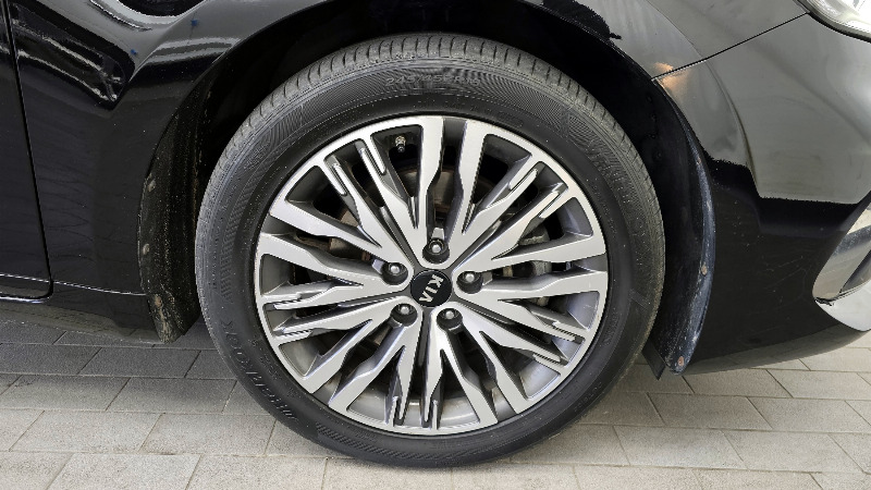 car KIA K7 id331548 photo #5