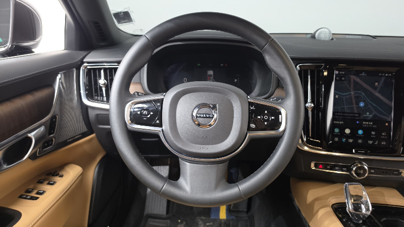 car Volvo S90 id331849 photo #13