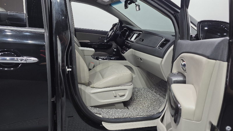 car KIA Carnival id331876 photo #26