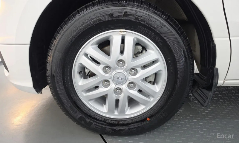 car Hyundai Grand Starex id332108 photo #5