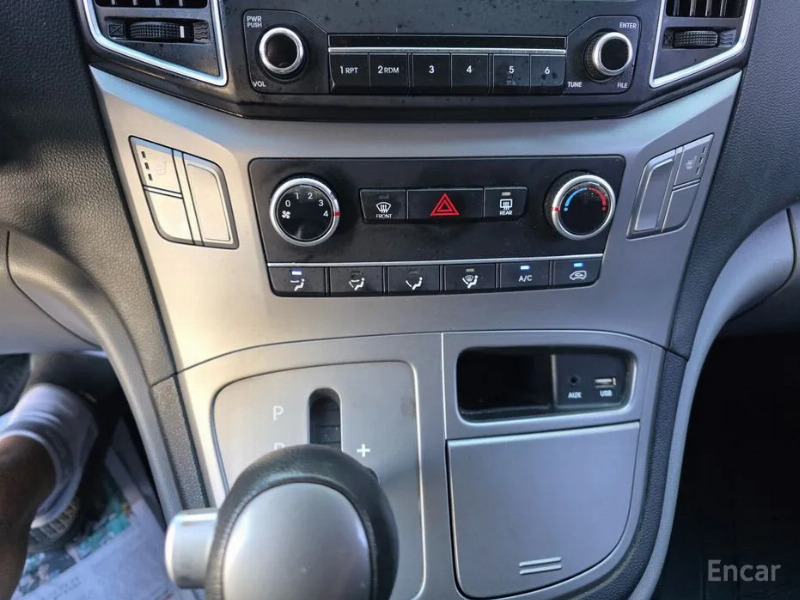 car Hyundai Grand Starex id332122 photo #18