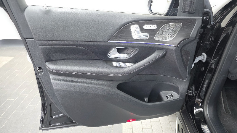car Mercedes GLE id332148 photo #24