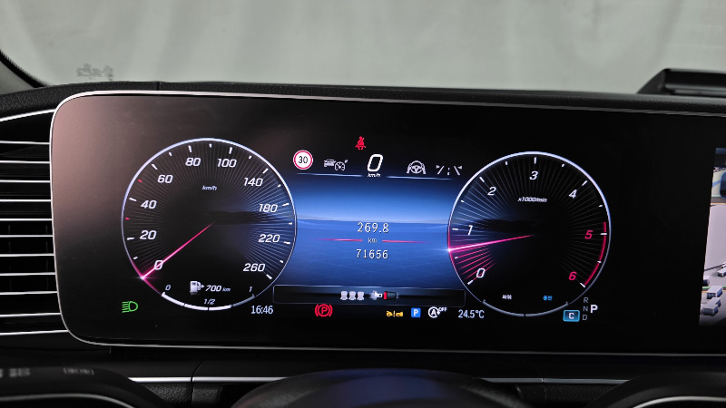 car Mercedes GLE id332148 photo #8