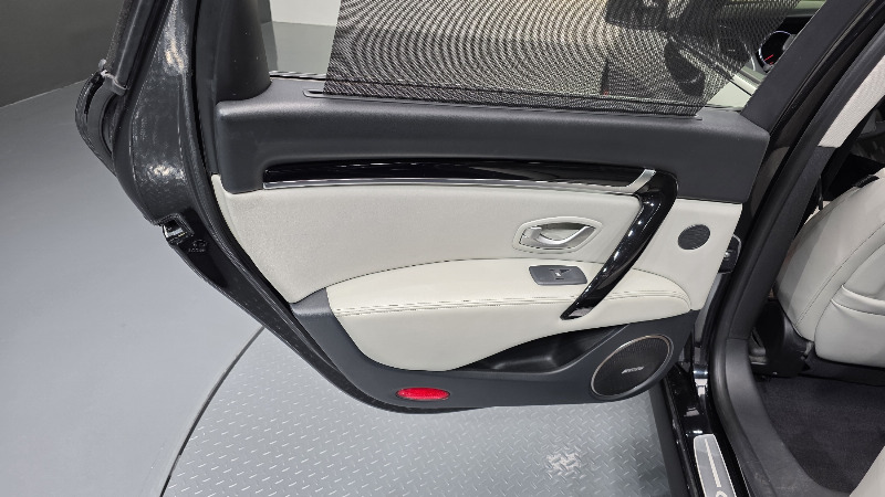 car Renault Samsung SM7 id332189 photo #25