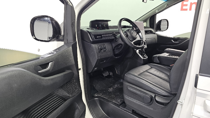 car Hyundai Staria id332265 photo #10