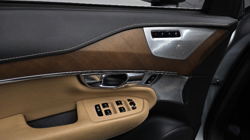 car Volvo XC90 id332401 photo #18