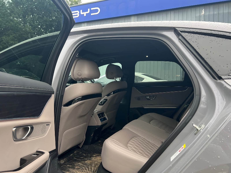 car Byd Han id332406 photo #5
