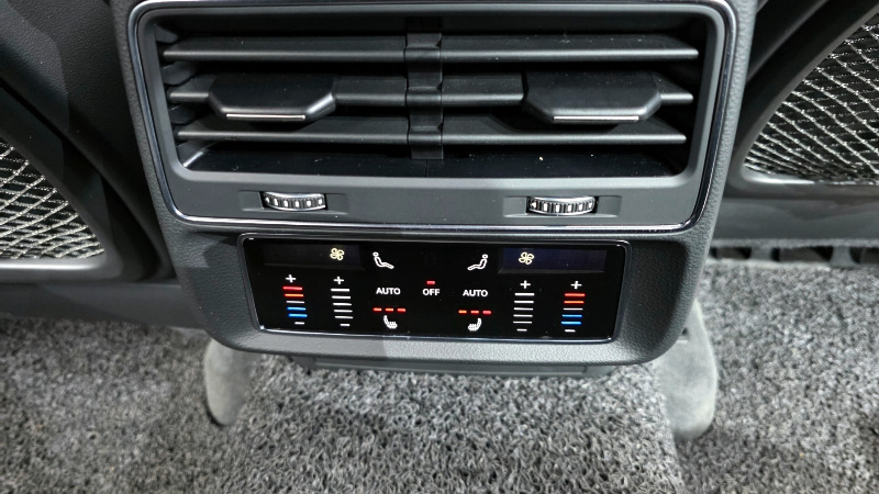 car Audi Q8 id332436 photo #19