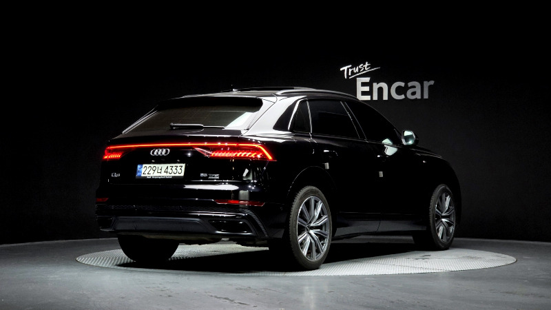car Audi Q8 id332436 photo #2