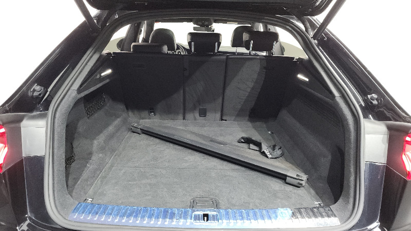 car Audi Q8 id332708 photo #18