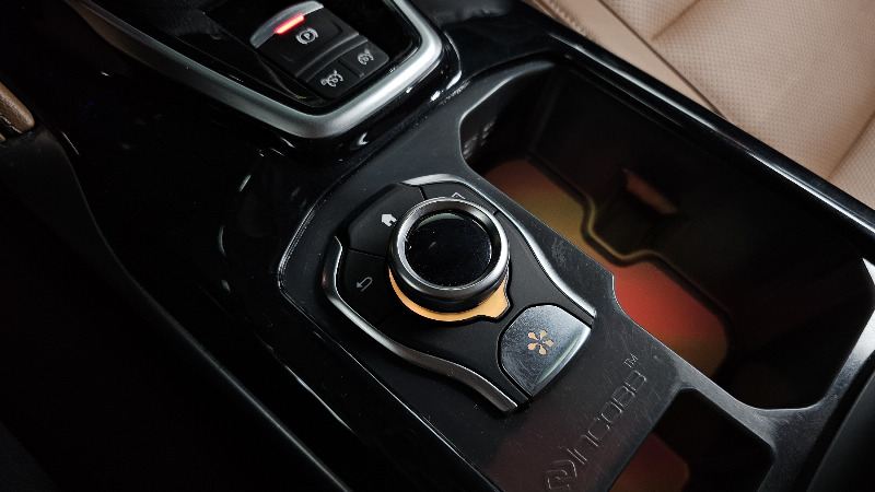 car Renault Samsung QM6 id332860 photo #19