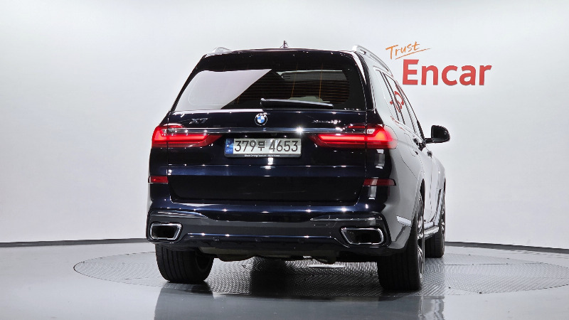 car BMW X7 id332911 photo #4