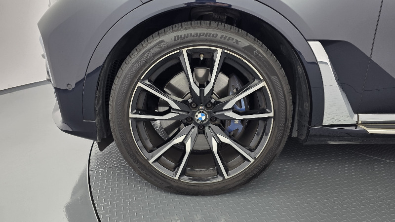 car BMW X7 id332911 photo #5