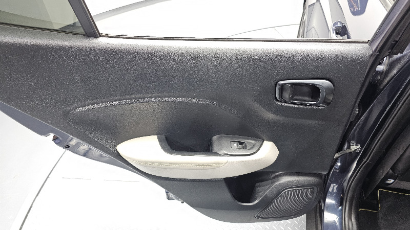 car Hyundai Venue id332961 photo #25