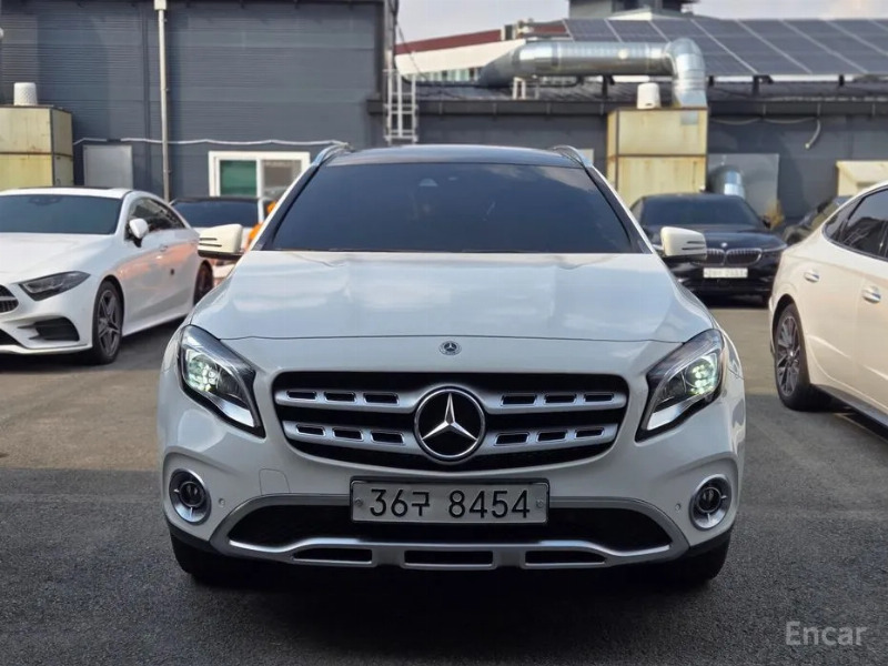 car Mercedes GLA id333074 main photo