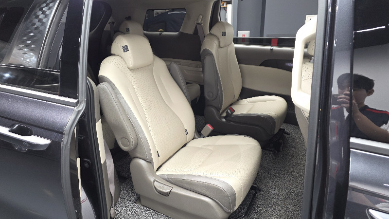 car KIA Carnival id333076 photo #12