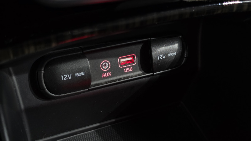 car KIA Sorento id333089 photo #13