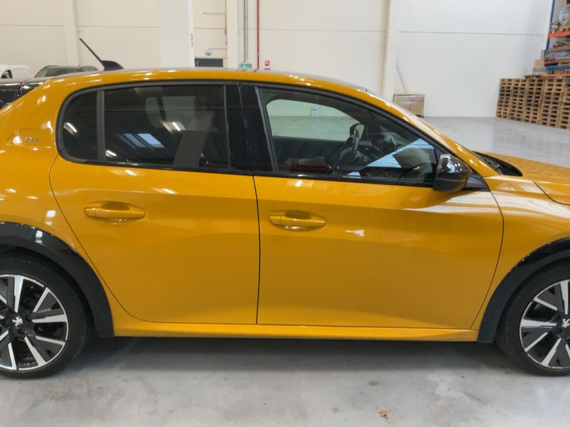 car Peugeot 208 id333745 photo #7