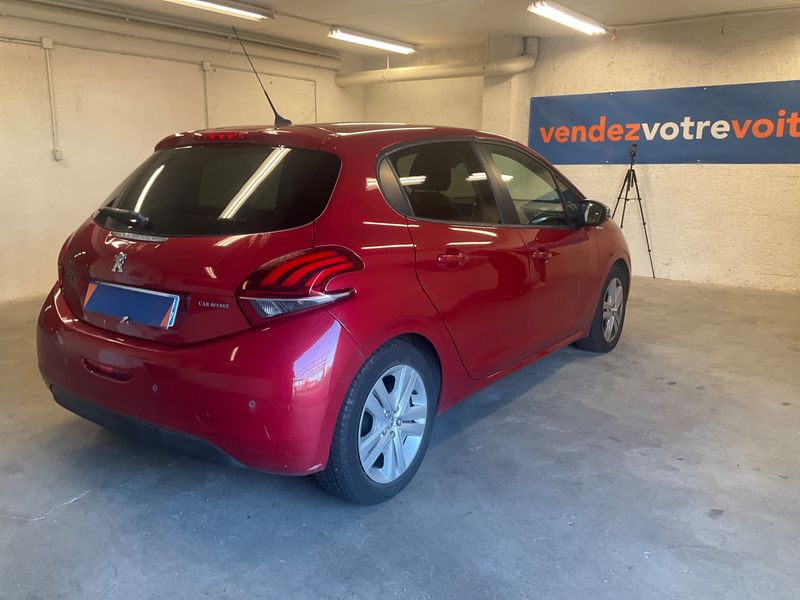 car Peugeot 208 id333783 photo #2