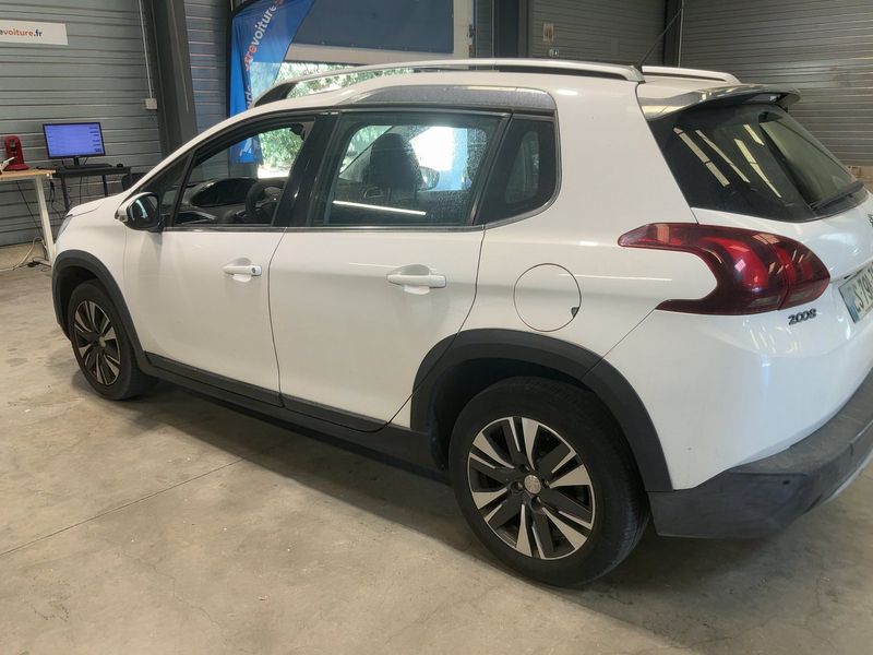 car Peugeot 2008 id333790 photo #3