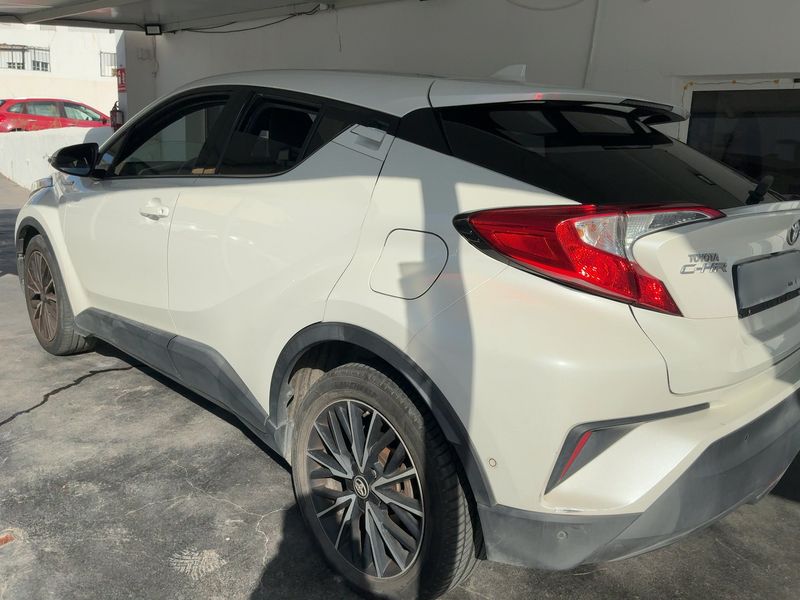 car Toyota C-HR id334089 photo #3