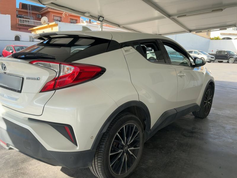 car Toyota C-HR id334089 photo #6