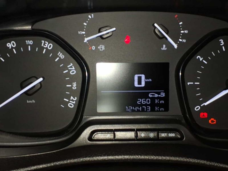 car Toyota Proace Verso id334143 photo #13